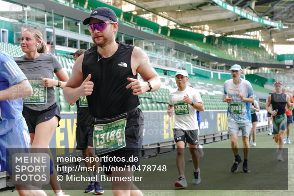 13.09.2026 - 21. swb-Marathon Bremen Michael Burmester http://msf.ph/oto/10478748 13.09.2026 13:18:07 Laufen im Stadion 134, 267, 271, 311, 404, 449, 486, 546, 588, 732, 753, 837, 921, 1057, 1424, 1425, 1431, 1765, 1790, 1813, 1825, 1844, 1868, 1987, 2056, 2067, 2096, 2123, 2137, 2294, 2357, 2358, 2381, 2389, 2419, 2453, 2532, 2550, 2562, 2586, 2601, 2614, 2622, 2647, 2655, 2797, 2821, 2849, 2857, 2879, 2880, 2893, 2944, 2984, 2999, 3096, 3100, 3104, 3146, 3180, 3195, 3210, 3213, 3285, 3287, 3314, 3337, 3366, 3421, 3431, 3476, 3479, 3506, 3537, 3548, 3619, 3633, 3654, 3740, 3879, 4478 meine-sportfotos.de
