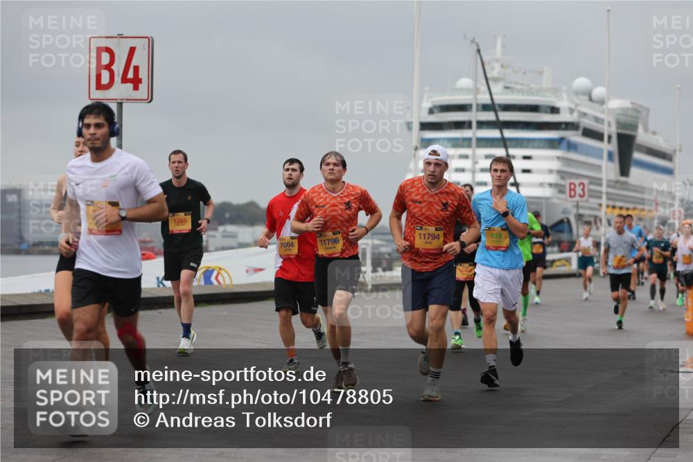 13.09.2026 - Kiel Lauf Andreas Tolksdorf http://msf.ph/oto/10478805 13.09.2026 11:52:08 Kiellinie 4, 1265, 7004, 11796, 11794, 618, 3 meine-sportfotos.de