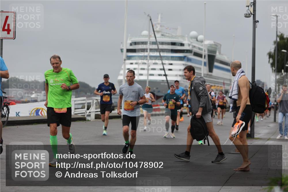 13.09.2026 - Kiel Lauf Andreas Tolksdorf http://msf.ph/oto/10478902 13.09.2026 11:52:13 Kiellinie 4 meine-sportfotos.de