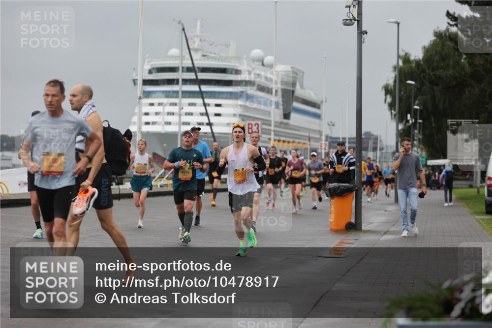 13.09.2026 - Kiel Lauf Andreas Tolksdorf http://msf.ph/oto/10478917 13.09.2026 11:52:15 Kiellinie 4978, 3 meine-sportfotos.de