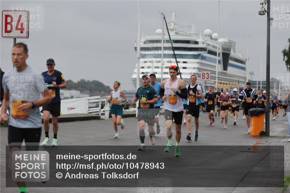13.09.2026 - Kiel Lauf Andreas Tolksdorf http://msf.ph/oto/10478943 13.09.2026 11:52:16 Kiellinie 4, 328, 250, 3 meine-sportfotos.de