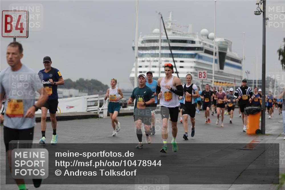 13.09.2026 - Kiel Lauf Andreas Tolksdorf http://msf.ph/oto/10478944 13.09.2026 11:52:16 Kiellinie 4, 1328, 20, 3 meine-sportfotos.de