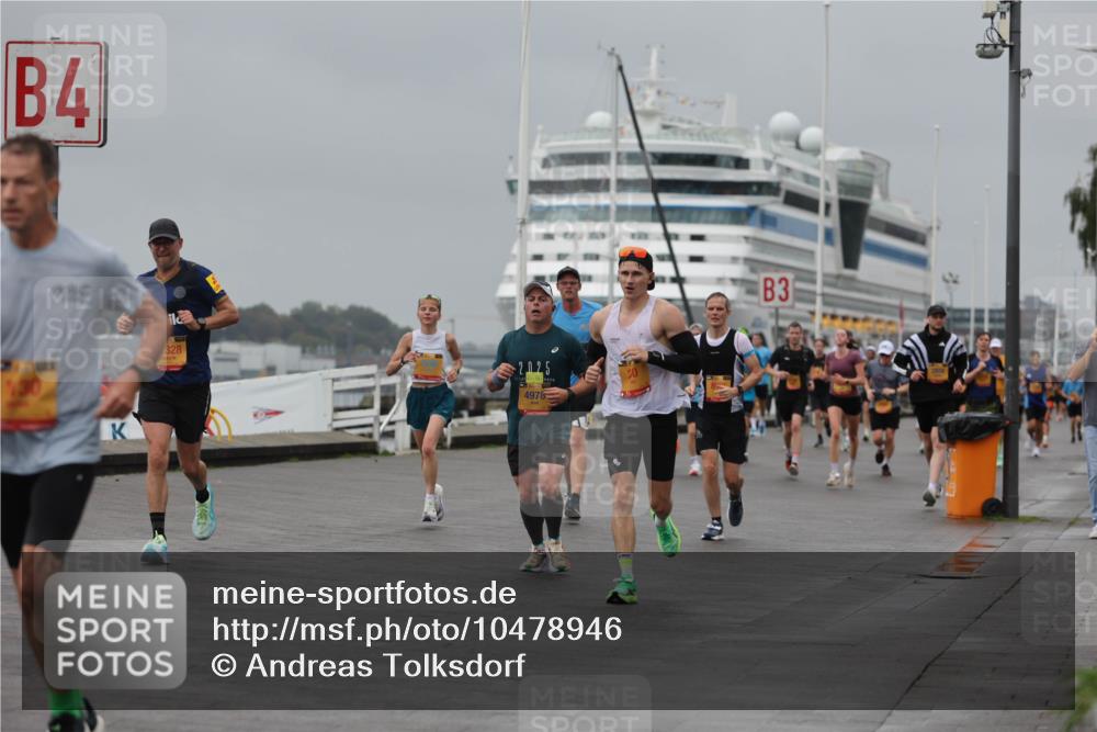 13.09.2026 - Kiel Lauf Andreas Tolksdorf http://msf.ph/oto/10478946 13.09.2026 11:52:16 Kiellinie 4, 328, 4978, 50, 3 meine-sportfotos.de