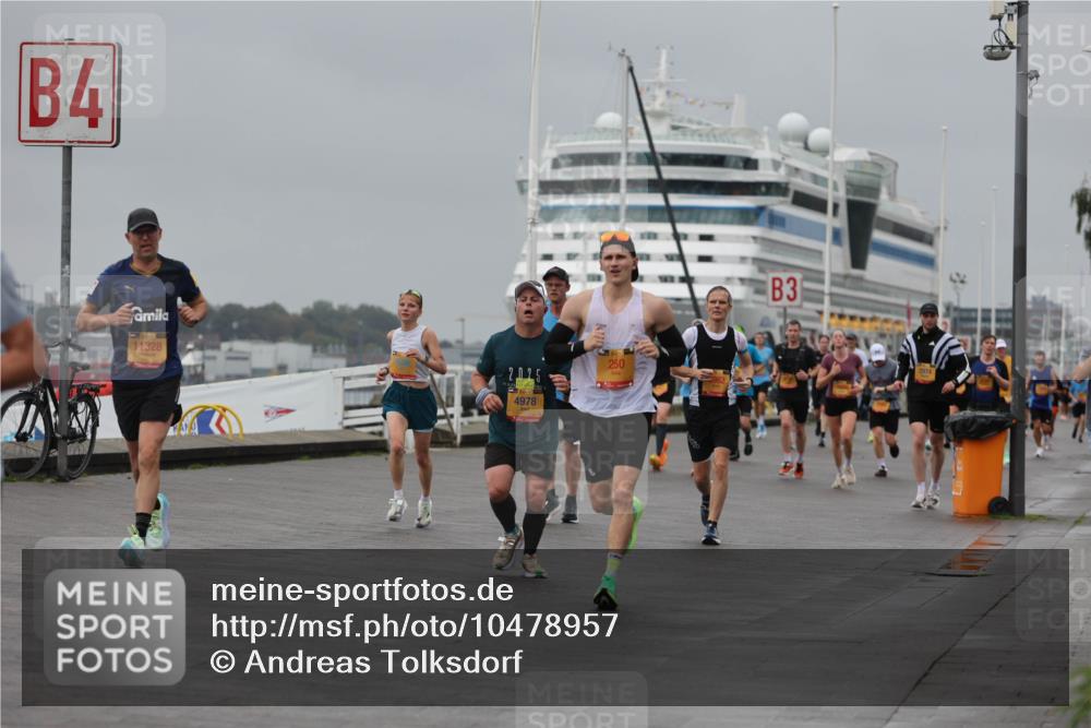 13.09.2026 - Kiel Lauf Andreas Tolksdorf http://msf.ph/oto/10478957 13.09.2026 11:52:17 Kiellinie 4, 11328, 4978, 250, 3 meine-sportfotos.de