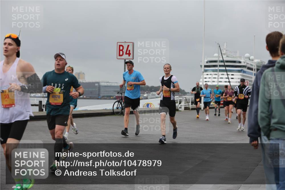 13.09.2026 - Kiel Lauf Andreas Tolksdorf http://msf.ph/oto/10478979 13.09.2026 11:52:21 Kiellinie 70, 2025, 4978, 735, 4, 8962 meine-sportfotos.de