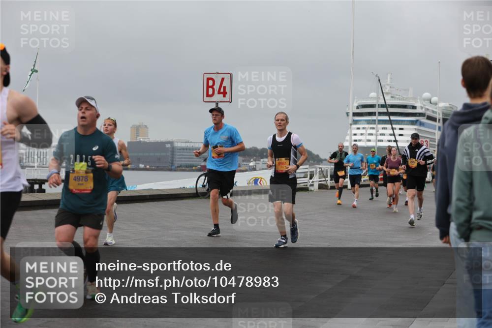 13.09.2026 - Kiel Lauf Andreas Tolksdorf http://msf.ph/oto/10478983 13.09.2026 11:52:21 Kiellinie 4978, 4, 8962 meine-sportfotos.de