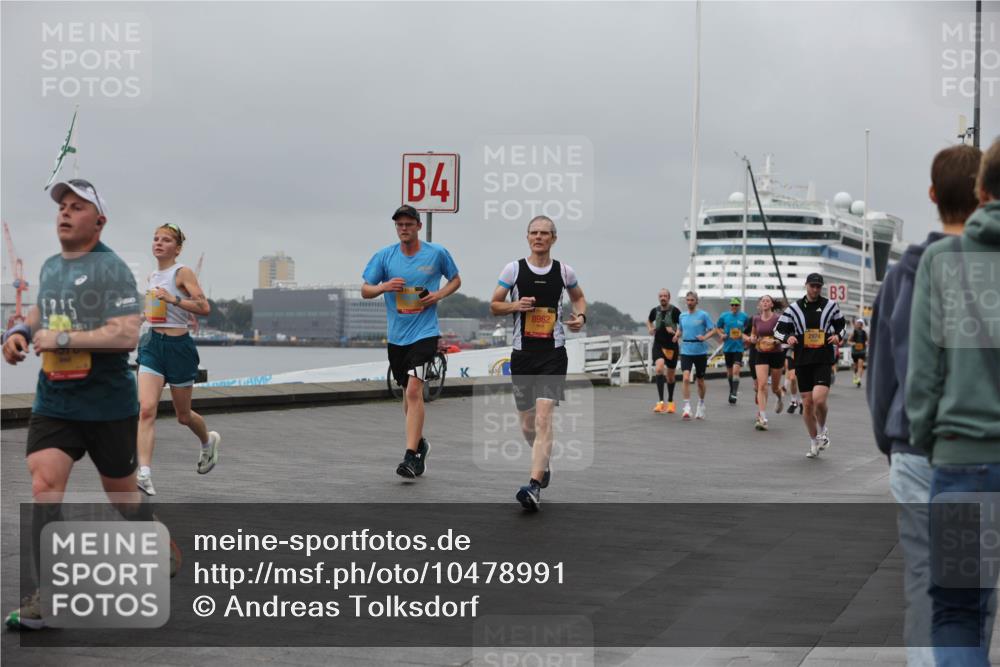 13.09.2026 - Kiel Lauf Andreas Tolksdorf http://msf.ph/oto/10478991 13.09.2026 11:52:21 Kiellinie 1215, 4, 8962, 2974, 3 meine-sportfotos.de