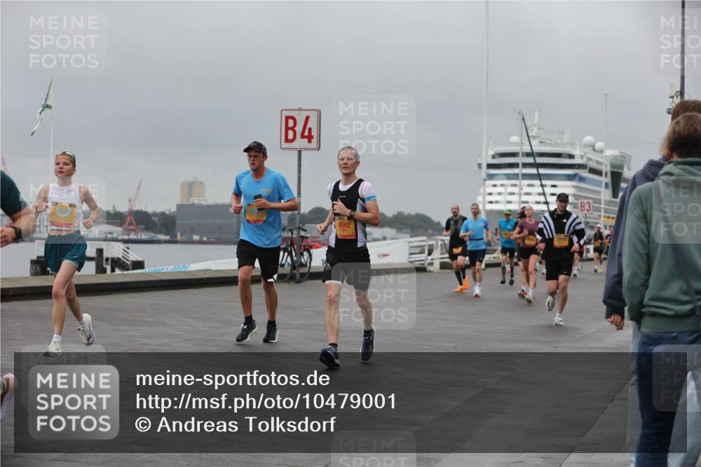 13.09.2026 - Kiel Lauf Andreas Tolksdorf http://msf.ph/oto/10479001 13.09.2026 11:52:21 Kiellinie 4, 892, 3 meine-sportfotos.de