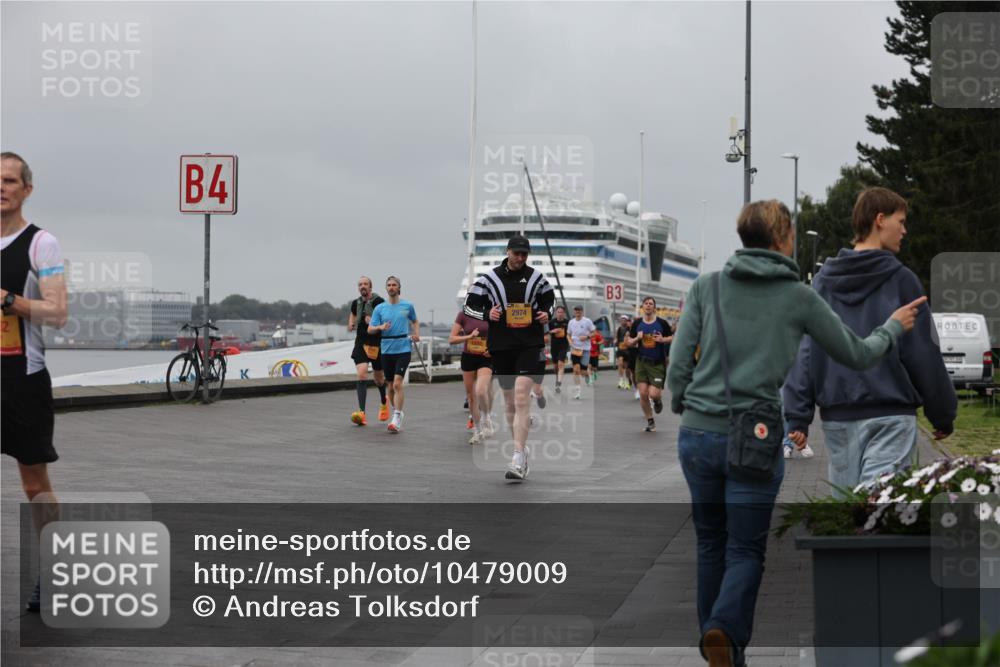 13.09.2026 - Kiel Lauf Andreas Tolksdorf http://msf.ph/oto/10479009 13.09.2026 11:52:23 Kiellinie 4, 2974, 3 meine-sportfotos.de