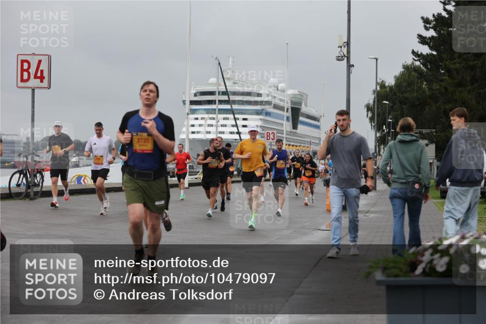 13.09.2026 - Kiel Lauf Andreas Tolksdorf http://msf.ph/oto/10479097 13.09.2026 11:52:29 Kiellinie 4, 3725, 3 meine-sportfotos.de