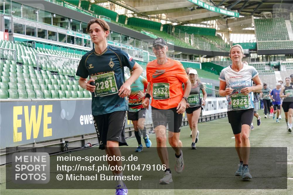 13.09.2026 - 21. swb-Marathon Bremen Michael Burmester http://msf.ph/oto/10479106 13.09.2026 13:18:23 Laufen im Stadion 311, 404, 449, 486, 546, 588, 732, 753, 837, 921, 1057, 1424, 1425, 1431, 1506, 1765, 1790, 1813, 1844, 1868, 2056, 2067, 2096, 2123, 2137, 2224, 2294, 2357, 2358, 2389, 2419, 2453, 2532, 2550, 2557, 2563, 2586, 2601, 2614, 2622, 2647, 2655, 2786, 2845, 2849, 2857, 2879, 2880, 2893, 2944, 2983, 2984, 2999, 3072, 3096, 3100, 3104, 3146, 3180, 3189, 3195, 3198, 3210, 3285, 3287, 3314, 3337, 3421, 3431, 3476, 3479, 3506, 3537, 3548, 3619, 3633, 3654, 3740, 3879, 4478 meine-sportfotos.de