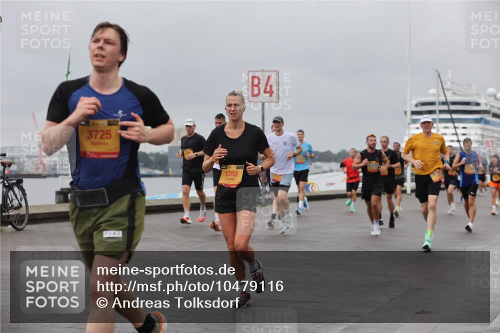 13.09.2026 - Kiel Lauf Andreas Tolksdorf http://msf.ph/oto/10479116 13.09.2026 11:52:31 Kiellinie 3725, 1288, 4, 3 meine-sportfotos.de