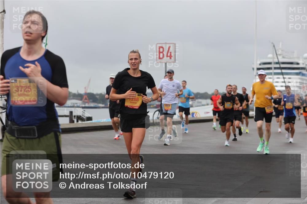 13.09.2026 - Kiel Lauf Andreas Tolksdorf http://msf.ph/oto/10479120 13.09.2026 11:52:31 Kiellinie 4, 3725, 88, 10605, 6150 meine-sportfotos.de