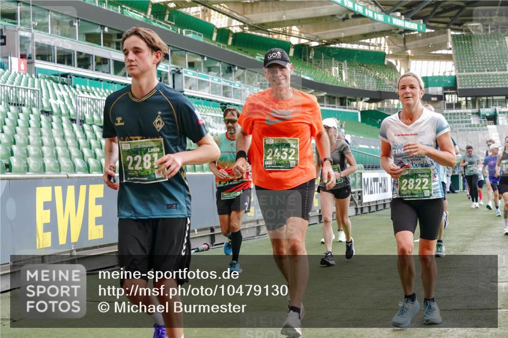 13.09.2026 - 21. swb-Marathon Bremen Michael Burmester http://msf.ph/oto/10479130 13.09.2026 13:18:24 Laufen im Stadion 311, 404, 449, 486, 546, 588, 732, 753, 837, 921, 1057, 1424, 1425, 1431, 1506, 1765, 1790, 1813, 1844, 1868, 2056, 2067, 2096, 2123, 2137, 2224, 2294, 2357, 2358, 2389, 2419, 2453, 2532, 2550, 2557, 2563, 2586, 2601, 2614, 2622, 2647, 2655, 2786, 2845, 2849, 2857, 2879, 2880, 2893, 2944, 2983, 2984, 2999, 3046, 3072, 3096, 3100, 3104, 3146, 3180, 3189, 3195, 3198, 3210, 3285, 3287, 3314, 3337, 3421, 3431, 3476, 3479, 3506, 3537, 3548, 3619, 3633, 3654, 3740, 3879, 4478 meine-sportfotos.de