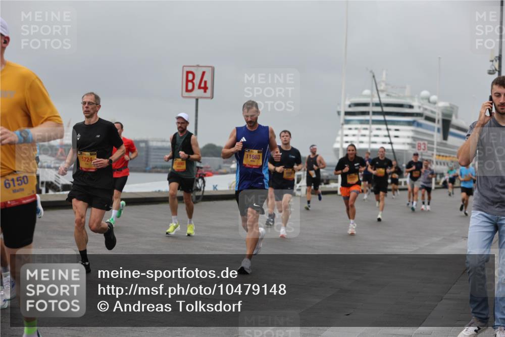 13.09.2026 - Kiel Lauf Andreas Tolksdorf http://msf.ph/oto/10479148 13.09.2026 11:52:35 Kiellinie 6150, 4, 5724, 11690, 4, 11663, 83 meine-sportfotos.de