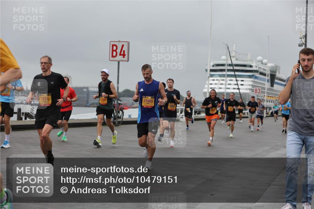 13.09.2026 - Kiel Lauf Andreas Tolksdorf http://msf.ph/oto/10479151 13.09.2026 11:52:35 Kiellinie 5724, 4, 11690, 11663, 6915, 3 meine-sportfotos.de