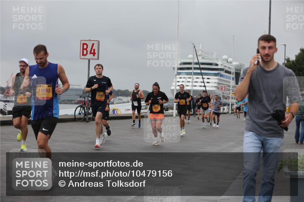 13.09.2026 - Kiel Lauf Andreas Tolksdorf http://msf.ph/oto/10479156 13.09.2026 11:52:36 Kiellinie 11690, 4, 11663, 6915, 4991, 3 meine-sportfotos.de