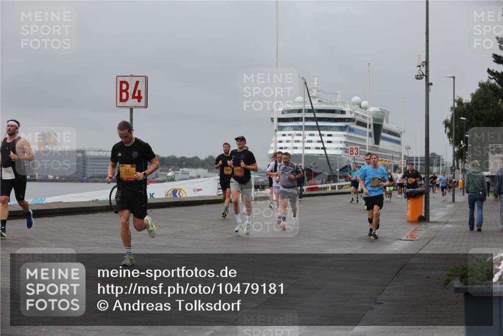 13.09.2026 - Kiel Lauf Andreas Tolksdorf http://msf.ph/oto/10479181 13.09.2026 11:52:39 Kiellinie 4, 31, 3 meine-sportfotos.de