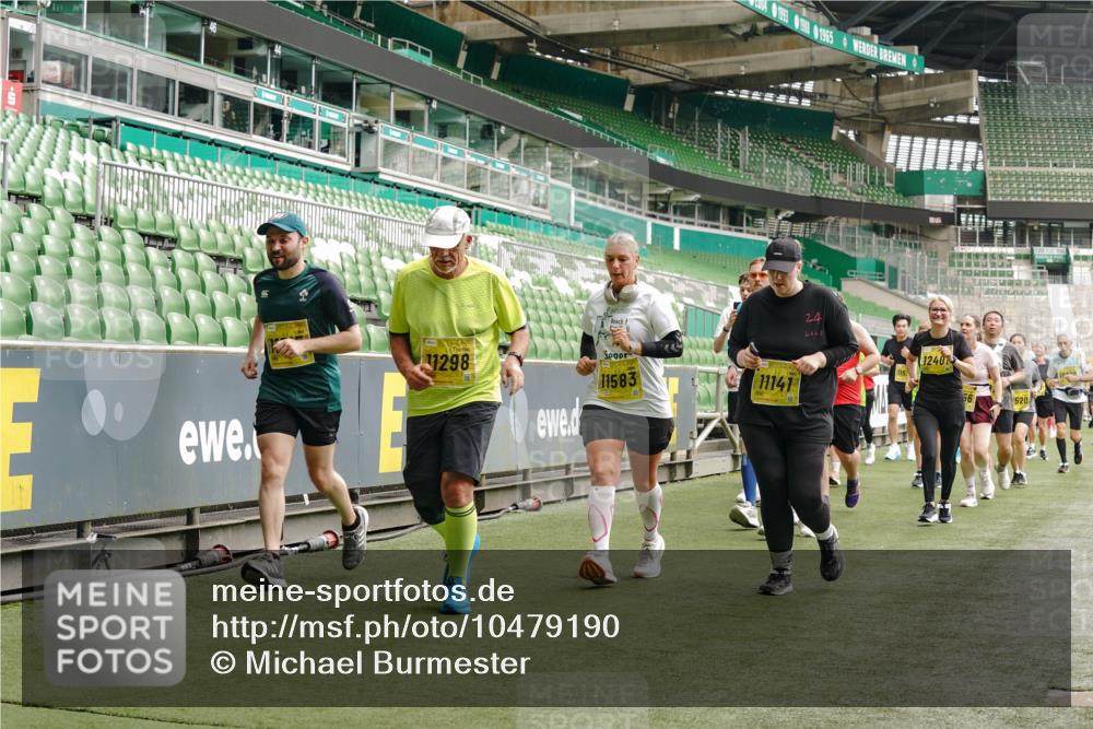 13.09.2026 - 21. swb-Marathon Bremen Michael Burmester http://msf.ph/oto/10479190 13.09.2026 10:40:55 Laufen im Stadion 10155, 10156, 10163, 10169, 10213, 10234, 10247, 10279, 10280, 10299, 10313, 10321, 10354, 10386, 10399, 10406, 10414, 10417, 10419, 10424, 10435, 10455, 10483, 10484, 10493, 10501, 10527, 10545, 10547, 10556, 10570, 10576, 10580, 10582, 10586, 10599, 10611, 10616, 10644, 10653, 10660, 10694, 10696, 10705, 10706, 10712, 10719, 10722, 10737, 10743, 10751, 10766, 10768, 10776, 10804, 10859, 10889, 11043, 11048 meine-sportfotos.de