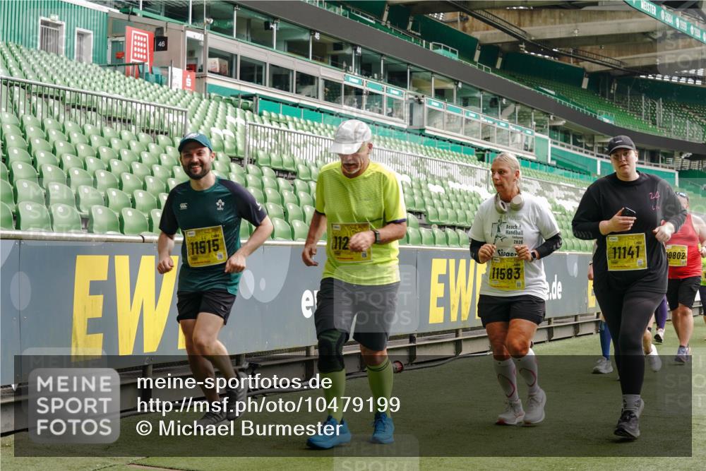 13.09.2026 - 21. swb-Marathon Bremen Michael Burmester http://msf.ph/oto/10479199 13.09.2026 10:40:56 Laufen im Stadion 10155, 10156, 10163, 10169, 10213, 10234, 10247, 10279, 10280, 10299, 10313, 10321, 10354, 10386, 10399, 10406, 10414, 10417, 10419, 10424, 10435, 10455, 10483, 10484, 10493, 10501, 10527, 10545, 10547, 10556, 10570, 10576, 10580, 10582, 10586, 10599, 10611, 10616, 10644, 10653, 10660, 10694, 10696, 10705, 10706, 10712, 10719, 10722, 10737, 10743, 10751, 10766, 10768, 10776, 10804, 10859, 10889, 11043, 11048 meine-sportfotos.de