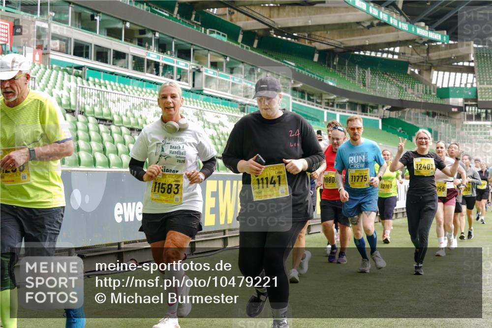 13.09.2026 - 21. swb-Marathon Bremen Michael Burmester http://msf.ph/oto/10479221 13.09.2026 10:40:57 Laufen im Stadion 10155, 10156, 10163, 10169, 10213, 10234, 10247, 10280, 10299, 10313, 10321, 10354, 10386, 10399, 10406, 10414, 10417, 10419, 10422, 10424, 10435, 10455, 10483, 10484, 10501, 10527, 10545, 10547, 10556, 10570, 10580, 10582, 10586, 10599, 10611, 10616, 10644, 10653, 10660, 10694, 10696, 10705, 10706, 10712, 10719, 10722, 10737, 10743, 10751, 10766, 10768, 10776, 10804, 10859, 10889, 11043, 11048 meine-sportfotos.de