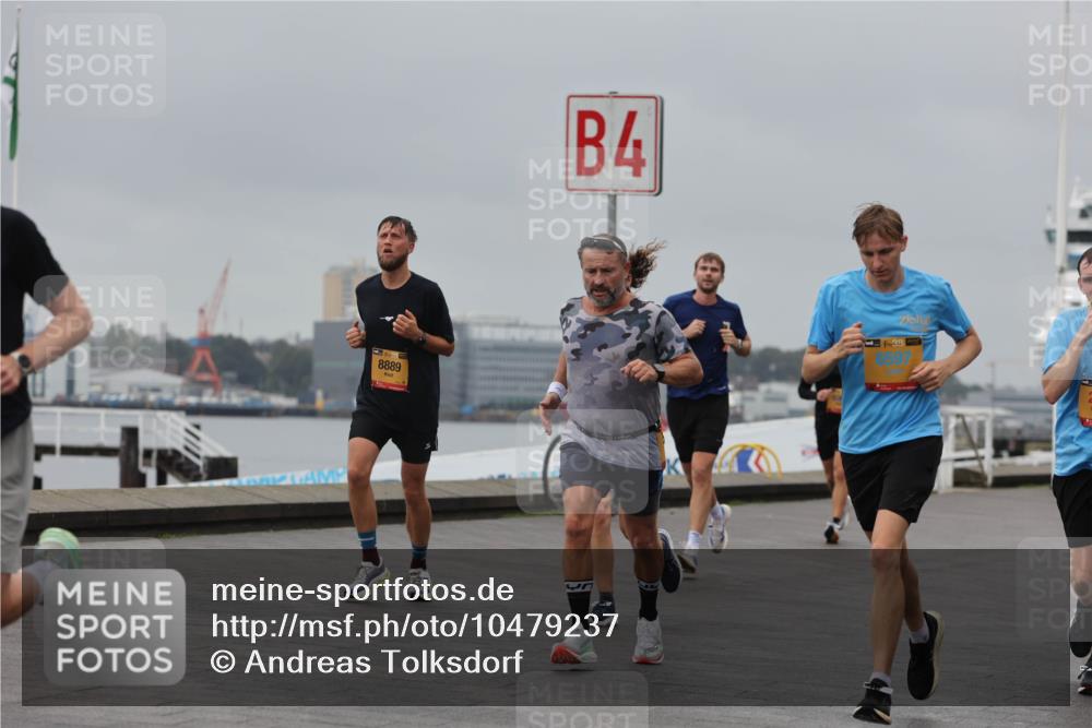 13.09.2026 - Kiel Lauf Andreas Tolksdorf http://msf.ph/oto/10479237 13.09.2026 11:52:43 Kiellinie 8889, 4 meine-sportfotos.de