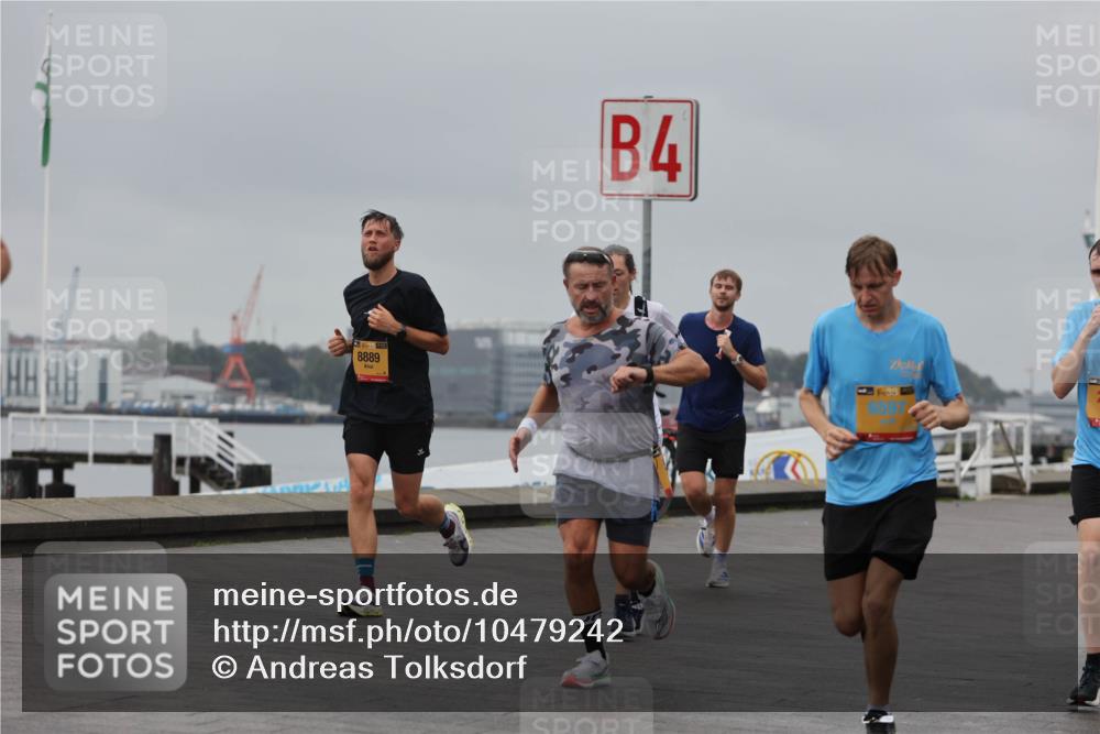 13.09.2026 - Kiel Lauf Andreas Tolksdorf http://msf.ph/oto/10479242 13.09.2026 11:52:44 Kiellinie 394, 8889, 4 meine-sportfotos.de
