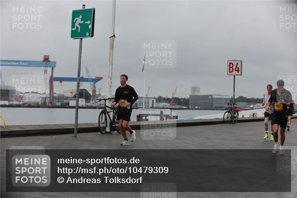 13.09.2026 - Kiel Lauf Andreas Tolksdorf http://msf.ph/oto/10479309 13.09.2026 11:52:49 Kiellinie 3, 6068, 4, 9821 meine-sportfotos.de