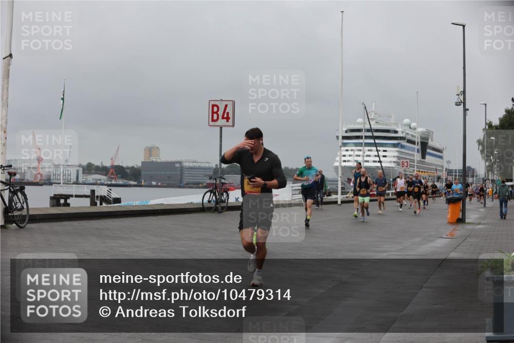 13.09.2026 - Kiel Lauf Andreas Tolksdorf http://msf.ph/oto/10479314 13.09.2026 11:52:50 Kiellinie 4, 3 meine-sportfotos.de
