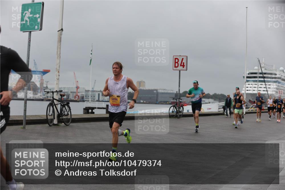 13.09.2026 - Kiel Lauf Andreas Tolksdorf http://msf.ph/oto/10479374 13.09.2026 11:52:52 Kiellinie 5894, 4, 3 meine-sportfotos.de