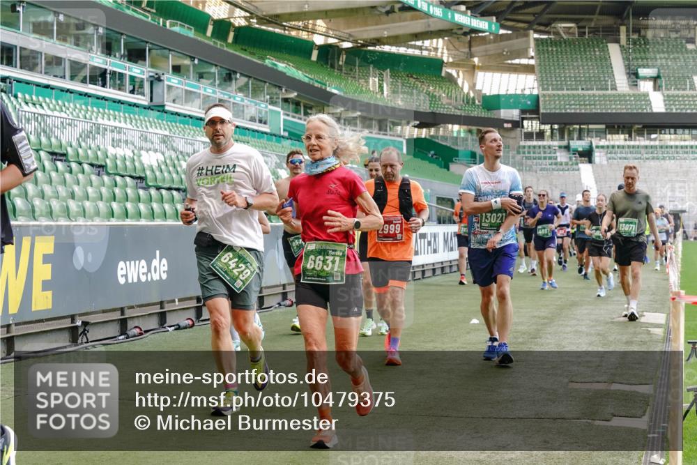 13.09.2026 - 21. swb-Marathon Bremen Michael Burmester http://msf.ph/oto/10479375 13.09.2026 13:18:36 Laufen im Stadion 311, 404, 486, 512, 546, 588, 732, 753, 837, 921, 1424, 1425, 1431, 1506, 1765, 1790, 1844, 1868, 2056, 2067, 2096, 2123, 2137, 2224, 2240, 2294, 2357, 2358, 2389, 2419, 2453, 2532, 2557, 2563, 2601, 2614, 2622, 2647, 2655, 2689, 2703, 2786, 2843, 2845, 2849, 2857, 2879, 2880, 2893, 2944, 2983, 2984, 2999, 3031, 3046, 3072, 3096, 3100, 3104, 3146, 3180, 3189, 3195, 3198, 3210, 3285, 3287, 3314, 3337, 3421, 3431, 3476, 3537, 3548, 3619, 3633, 3654, 3740, 3879, 4478 meine-sportfotos.de