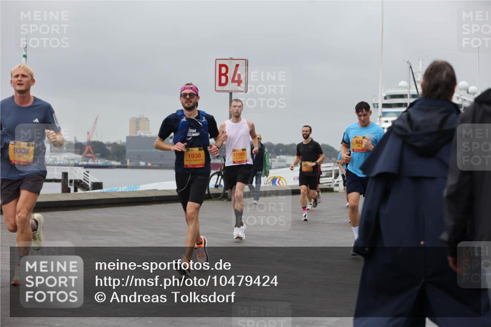 13.09.2026 - Kiel Lauf Andreas Tolksdorf http://msf.ph/oto/10479424 13.09.2026 11:53:00 Kiellinie 5, 33, 9308, 35, 1938, 4, 11081, 943 meine-sportfotos.de