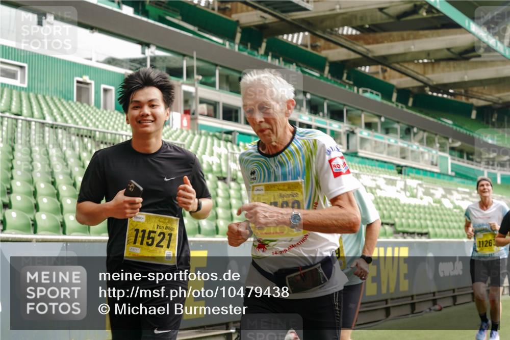13.09.2026 - 21. swb-Marathon Bremen Michael Burmester http://msf.ph/oto/10479438 13.09.2026 10:41:05 Laufen im Stadion 10155, 10156, 10163, 10169, 10213, 10234, 10247, 10299, 10313, 10321, 10354, 10386, 10399, 10406, 10414, 10417, 10419, 10422, 10424, 10435, 10455, 10461, 10462, 10483, 10484, 10527, 10545, 10547, 10570, 10580, 10582, 10586, 10599, 10611, 10644, 10653, 10694, 10696, 10705, 10706, 10719, 10722, 10737, 10751, 10766, 10768, 10776, 10804, 10859, 10889, 11043, 11048 meine-sportfotos.de