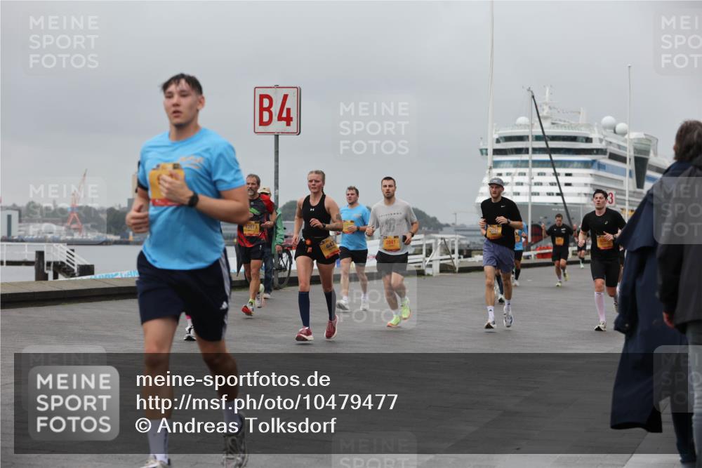 13.09.2026 - Kiel Lauf Andreas Tolksdorf http://msf.ph/oto/10479477 13.09.2026 11:53:02 Kiellinie 1261, 4, 647, 2841 meine-sportfotos.de