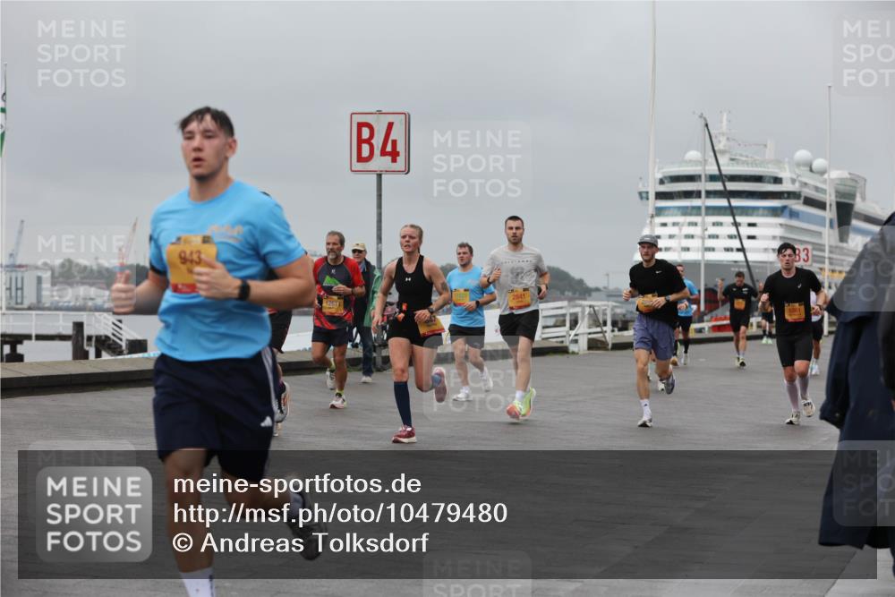 13.09.2026 - Kiel Lauf Andreas Tolksdorf http://msf.ph/oto/10479480 13.09.2026 11:53:02 Kiellinie 943, 4, 2841, 12611, 8361, 3 meine-sportfotos.de