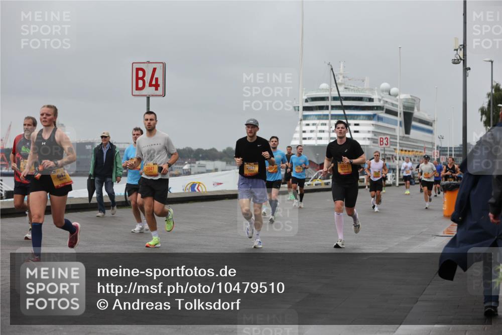 13.09.2026 - Kiel Lauf Andreas Tolksdorf http://msf.ph/oto/10479510 13.09.2026 11:53:04 Kiellinie 4, 647, 2841, 8361, 3 meine-sportfotos.de
