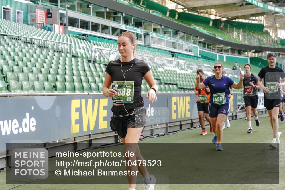 13.09.2026 - 21. swb-Marathon Bremen Michael Burmester http://msf.ph/oto/10479523 13.09.2026 13:18:42 Laufen im Stadion 311, 333, 404, 486, 512, 546, 732, 753, 837, 921, 938, 1424, 1425, 1431, 1506, 1765, 1790, 1844, 1868, 2056, 2096, 2123, 2137, 2224, 2240, 2294, 2315, 2357, 2358, 2389, 2419, 2453, 2557, 2563, 2601, 2614, 2622, 2647, 2655, 2689, 2703, 2786, 2843, 2845, 2849, 2857, 2879, 2880, 2893, 2944, 2983, 2984, 2999, 3031, 3046, 3072, 3096, 3100, 3146, 3180, 3189, 3198, 3210, 3285, 3287, 3314, 3337, 3421, 3431, 3476, 3537, 3548, 3619, 3633, 3654, 3740, 3879, 4478 meine-sportfotos.de