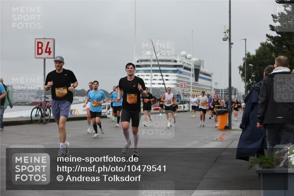 13.09.2026 - Kiel Lauf Andreas Tolksdorf http://msf.ph/oto/10479541 13.09.2026 11:53:05 Kiellinie 4, 2043, 10751, 8361, 3 meine-sportfotos.de