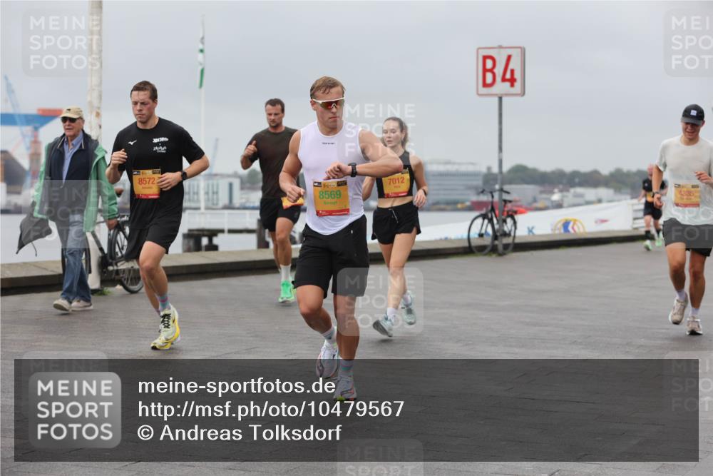 13.09.2026 - Kiel Lauf Andreas Tolksdorf http://msf.ph/oto/10479567 13.09.2026 11:53:12 Kiellinie 8572, 38, 8569, 7012, 4, 4335 meine-sportfotos.de
