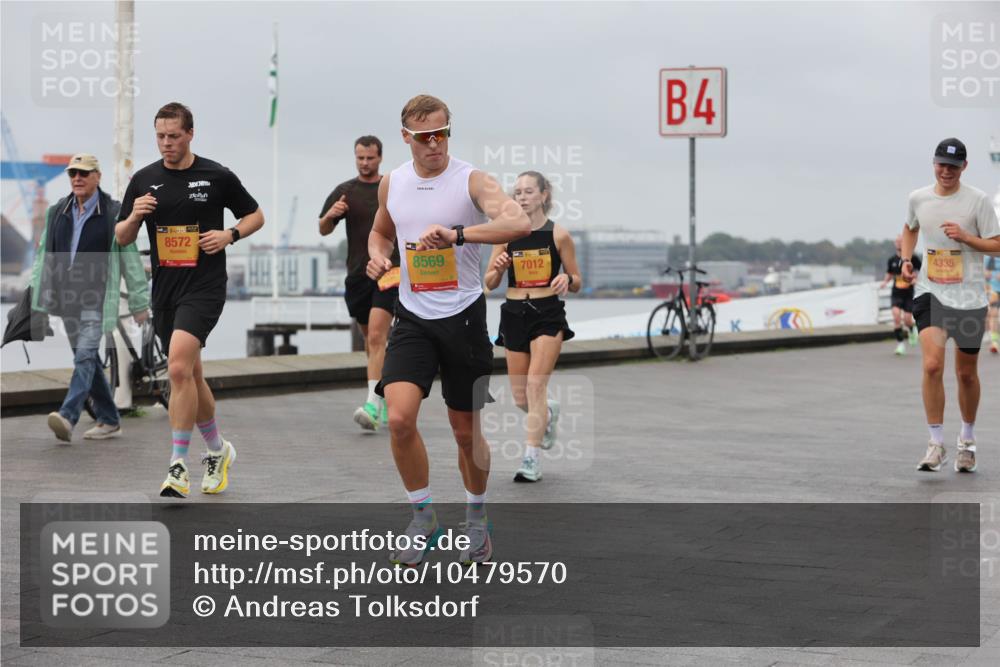 13.09.2026 - Kiel Lauf Andreas Tolksdorf http://msf.ph/oto/10479570 13.09.2026 11:53:12 Kiellinie 8572, 8569, 7012, 4, 4335 meine-sportfotos.de