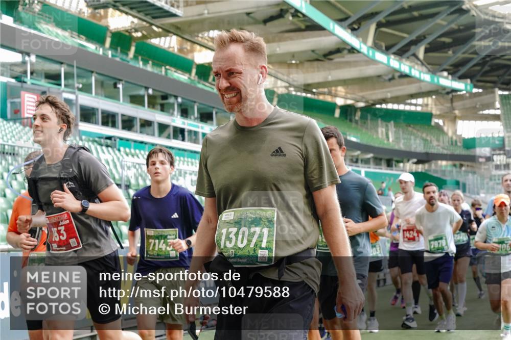 13.09.2026 - 21. swb-Marathon Bremen Michael Burmester http://msf.ph/oto/10479588 13.09.2026 13:18:46 Laufen im Stadion 311, 333, 404, 486, 512, 546, 732, 753, 837, 921, 938, 1424, 1425, 1431, 1506, 1765, 1790, 1844, 1868, 2056, 2096, 2123, 2137, 2224, 2240, 2294, 2315, 2357, 2358, 2389, 2419, 2453, 2557, 2563, 2601, 2614, 2622, 2647, 2689, 2703, 2786, 2843, 2845, 2849, 2857, 2879, 2880, 2893, 2944, 2983, 2984, 2999, 3031, 3046, 3072, 3096, 3100, 3146, 3180, 3189, 3198, 3210, 3285, 3287, 3337, 3421, 3431, 3476, 3537, 3548, 3619, 3633, 3654, 3740, 3879, 4478 meine-sportfotos.de