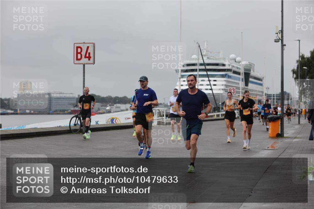 13.09.2026 - Kiel Lauf Andreas Tolksdorf http://msf.ph/oto/10479633 13.09.2026 11:53:16 Kiellinie 4, 83, 7411 meine-sportfotos.de