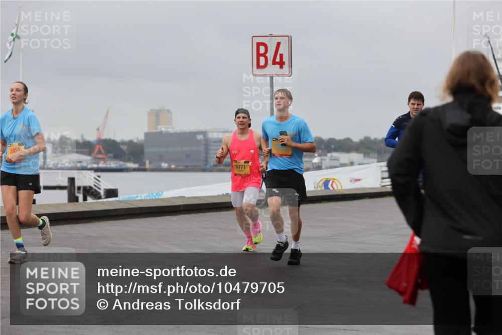 13.09.2026 - Kiel Lauf Andreas Tolksdorf http://msf.ph/oto/10479705 13.09.2026 11:53:27 Kiellinie 3989, 5771, 4 meine-sportfotos.de