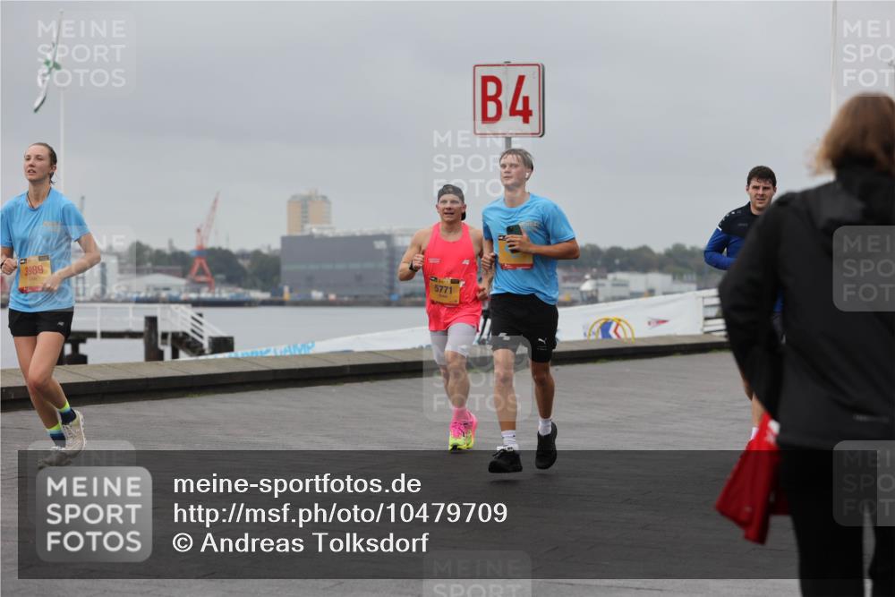 13.09.2026 - Kiel Lauf Andreas Tolksdorf http://msf.ph/oto/10479709 13.09.2026 11:53:27 Kiellinie 3989, 5771, 4 meine-sportfotos.de