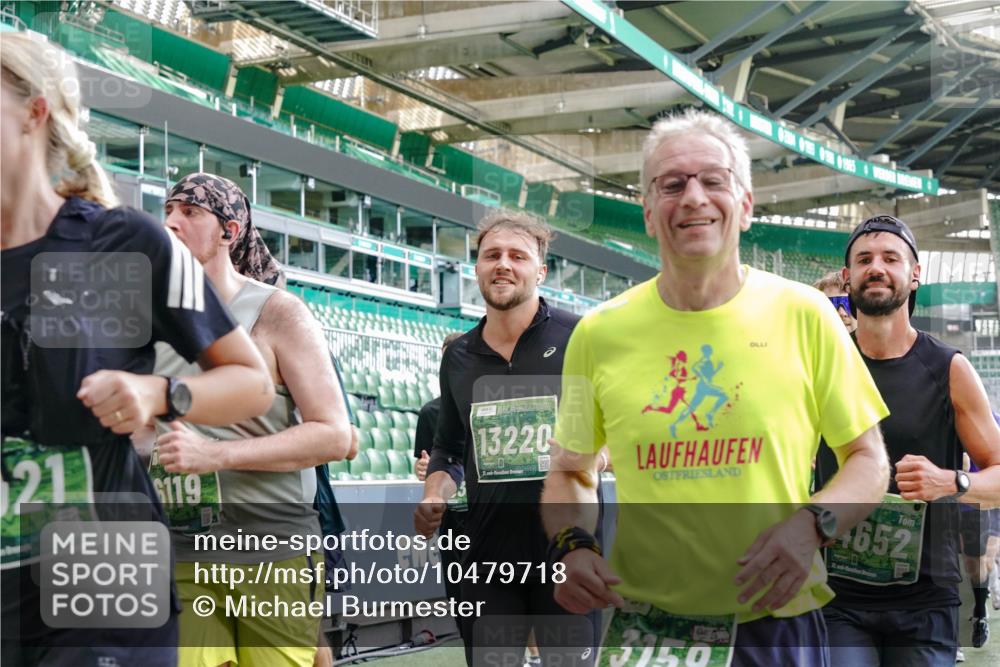 13.09.2026 - 21. swb-Marathon Bremen Michael Burmester http://msf.ph/oto/10479718 13.09.2026 13:18:51 Laufen im Stadion 311, 333, 404, 486, 512, 546, 732, 753, 837, 921, 938, 1156, 1424, 1425, 1431, 1506, 1765, 1790, 1844, 1868, 2056, 2123, 2137, 2224, 2240, 2294, 2315, 2357, 2358, 2419, 2453, 2557, 2563, 2601, 2614, 2622, 2647, 2689, 2702, 2703, 2722, 2786, 2843, 2845, 2849, 2857, 2879, 2880, 2893, 2944, 2983, 2984, 2999, 3031, 3046, 3072, 3096, 3100, 3146, 3180, 3189, 3198, 3210, 3285, 3287, 3337, 3421, 3431, 3476, 3537, 3548, 3619, 3633, 3654, 3740, 3879, 4478 meine-sportfotos.de