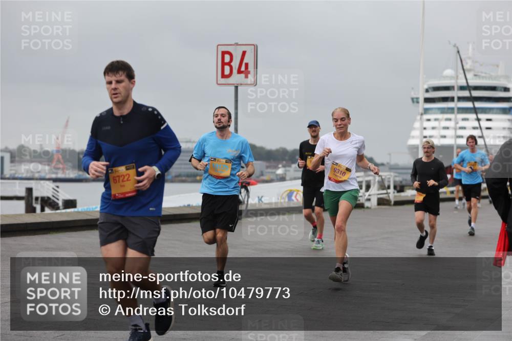 13.09.2026 - Kiel Lauf Andreas Tolksdorf http://msf.ph/oto/10479773 13.09.2026 11:53:30 Kiellinie 1, 39, 6722, 4, 39, 9310 meine-sportfotos.de