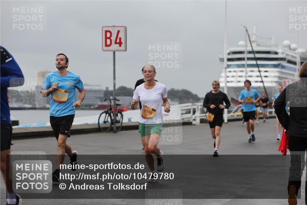 13.09.2026 - Kiel Lauf Andreas Tolksdorf http://msf.ph/oto/10479780 13.09.2026 11:53:31 Kiellinie 38, 4, 1, 38, 9310, 82 meine-sportfotos.de