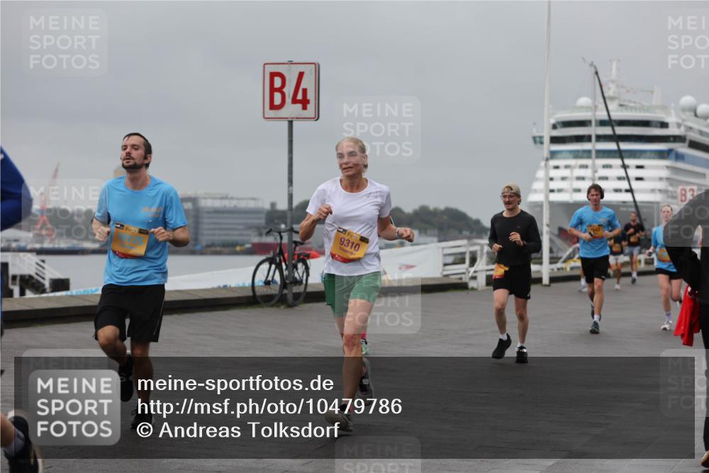 13.09.2026 - Kiel Lauf Andreas Tolksdorf http://msf.ph/oto/10479786 13.09.2026 11:53:31 Kiellinie 4, 4, 39, 381, 9310, 3 meine-sportfotos.de