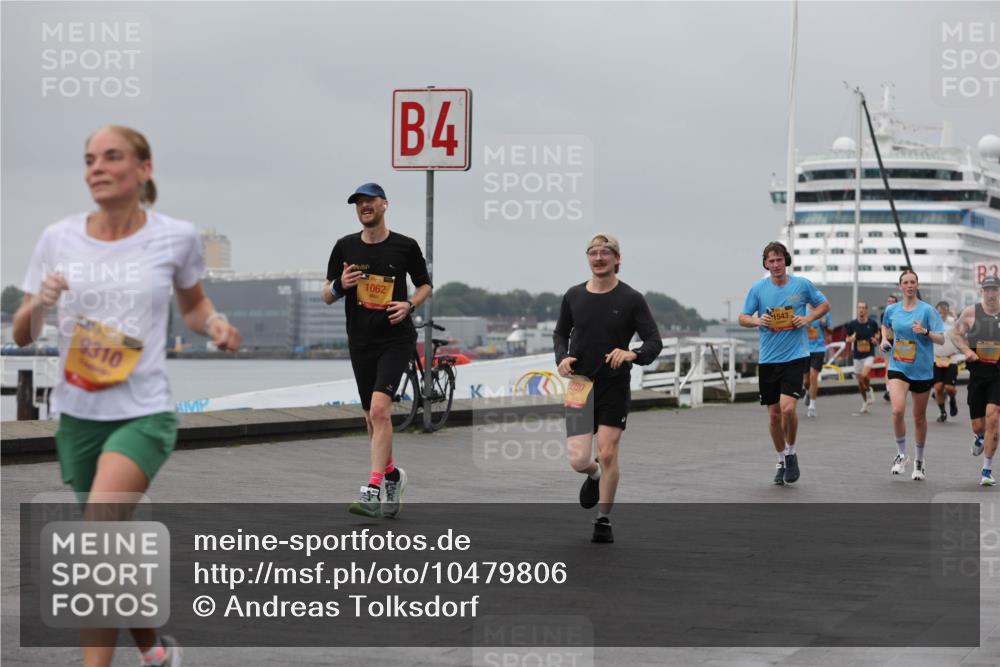 13.09.2026 - Kiel Lauf Andreas Tolksdorf http://msf.ph/oto/10479806 13.09.2026 11:53:32 Kiellinie 9310, 1062, 4, 280 meine-sportfotos.de