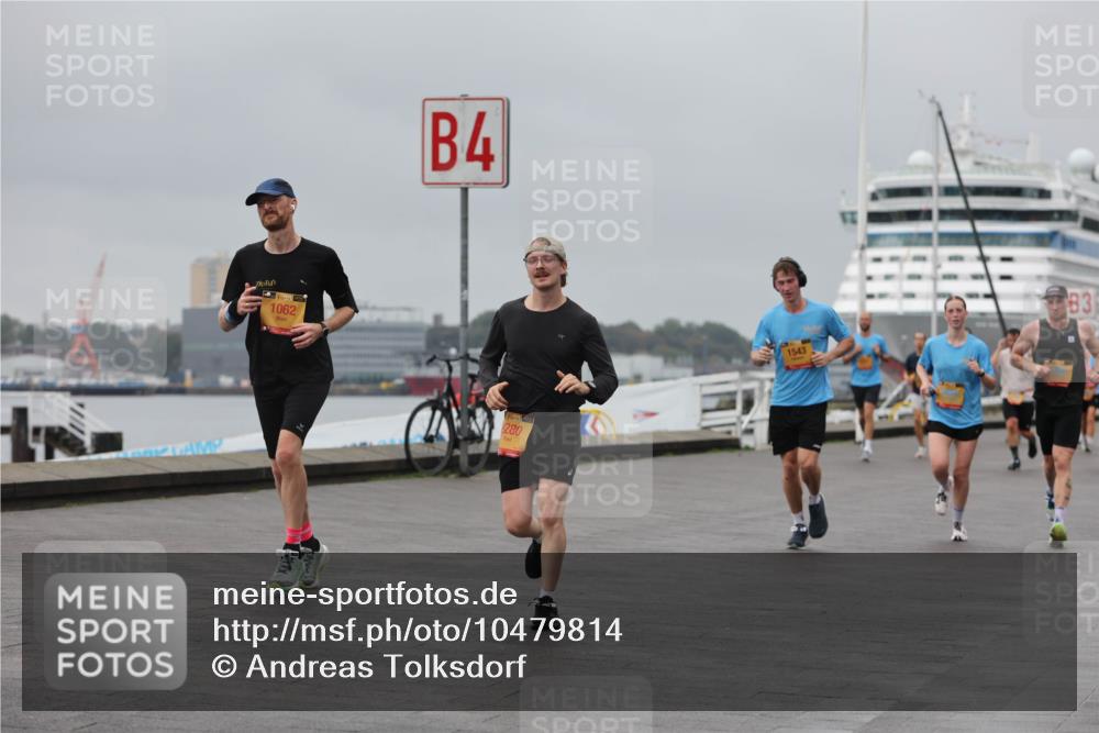 13.09.2026 - Kiel Lauf Andreas Tolksdorf http://msf.ph/oto/10479814 13.09.2026 11:53:33 Kiellinie 1062, 4, 280, 1543, 83 meine-sportfotos.de